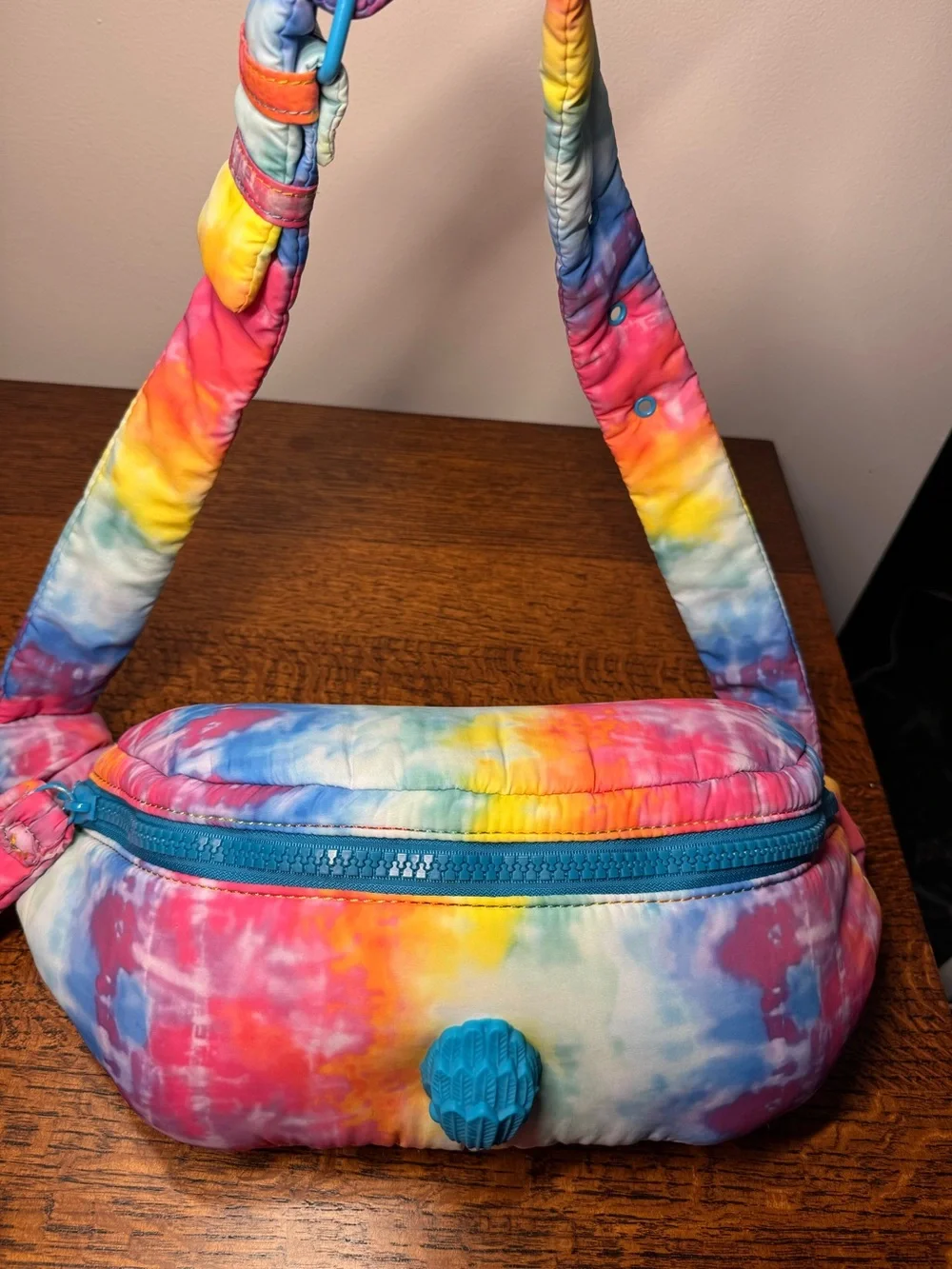 Kurt Geiger London Glasto Tie-Dye Belt Bag/Fanny Pack EUC - Picture 2 of 13